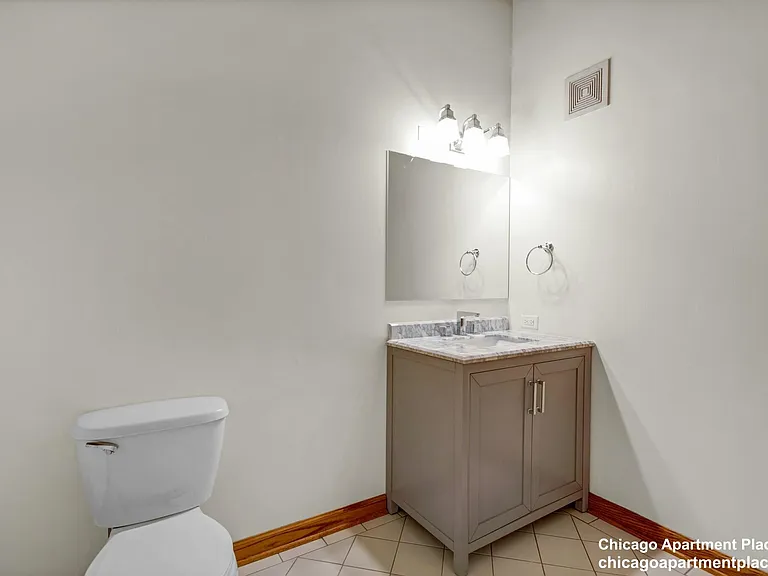 216 N May St #101 — Photo 12