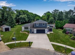 33 Windtree Ln, Buffalo, NY 14224