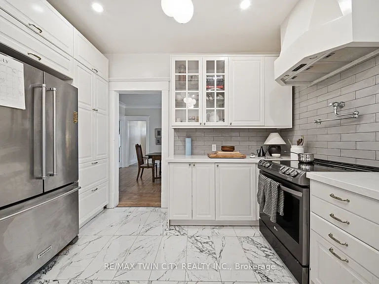 115 Saint Paul Ave — Photo 20