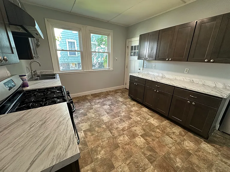 1205 Spring St #1 — Photo 4