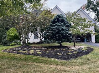 145 Chinaberry Dr, Lafayette Hill, PA