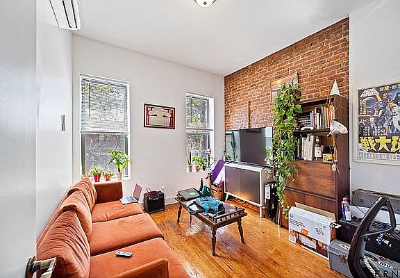 5th image of 111 Clifton Pl #5