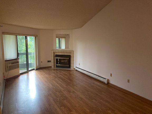 3rd image of 7621 Edinborough Way APT 2310