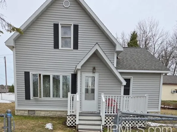 478 Railroad St, Bergland Township, MI 49910