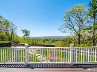 43 Prattling Pond Rd, Farmington, CT 06032