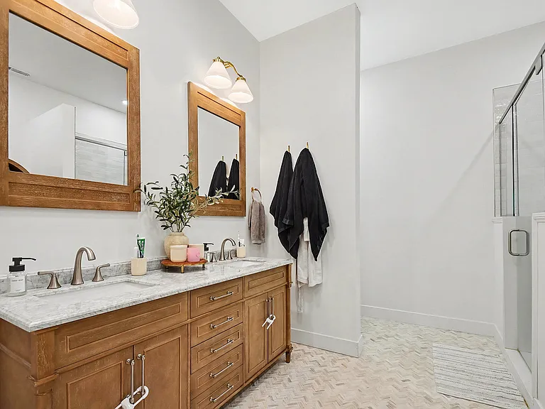 52410 Filbert Rd — Photo 14
