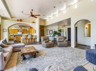 19040 Pacheco Pass Hwy, Hollister, CA 95023