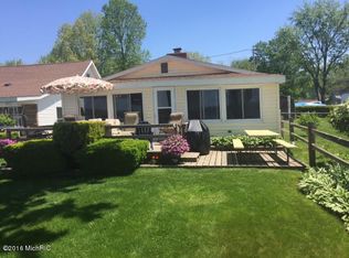 45557 Northwest Ct, Decatur, MI 49045