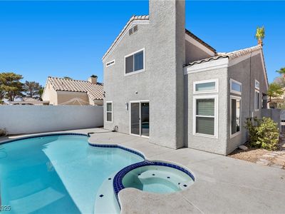 3328 Summerfield Ln, Las Vegas, NV, 89117