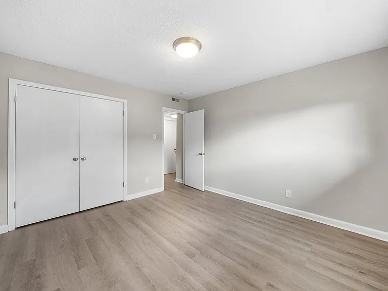 Monarch Apartments — Photo 56