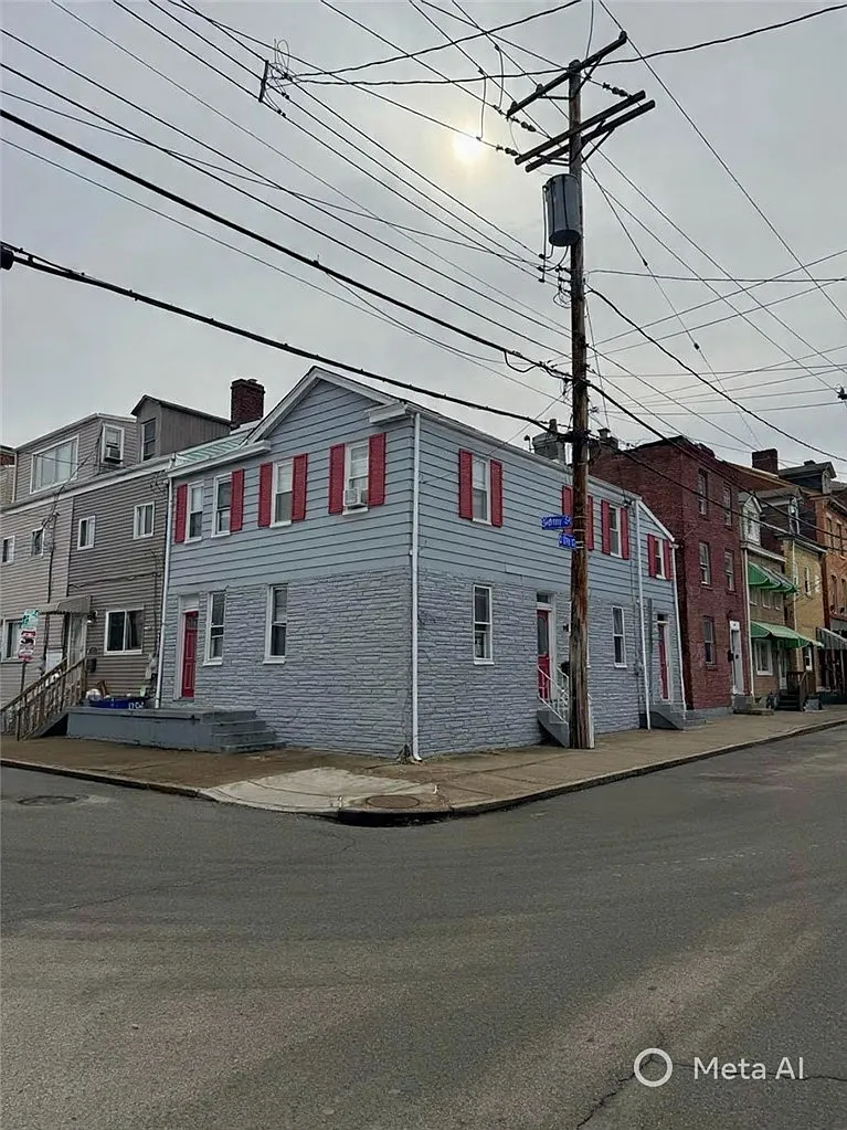 67 S 17th St photo 1