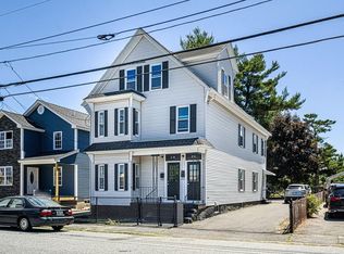 18 Manchester St, Lowell, MA 01852