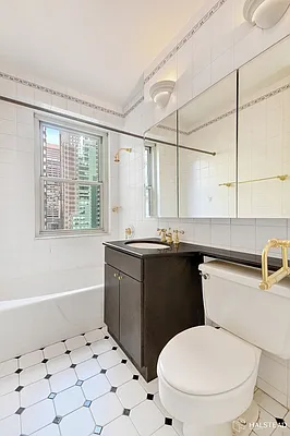 Rented by Halstead Real Estate | media 21