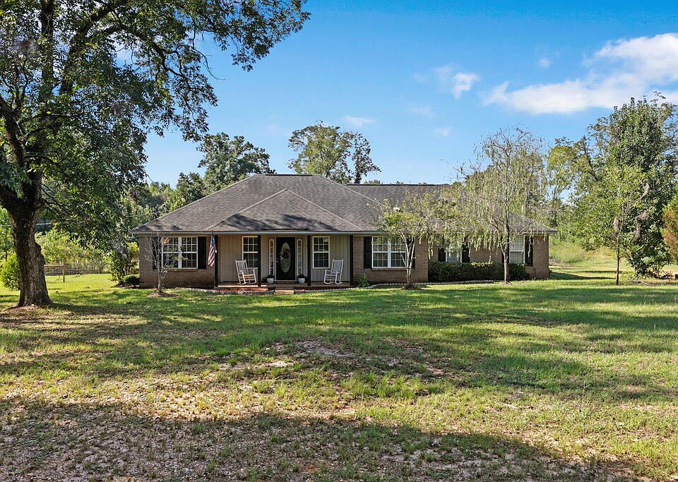 1st image of 41 Park Cir
