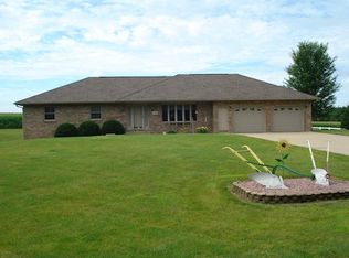 15156 Monastery Rd, Peosta, IA 52068