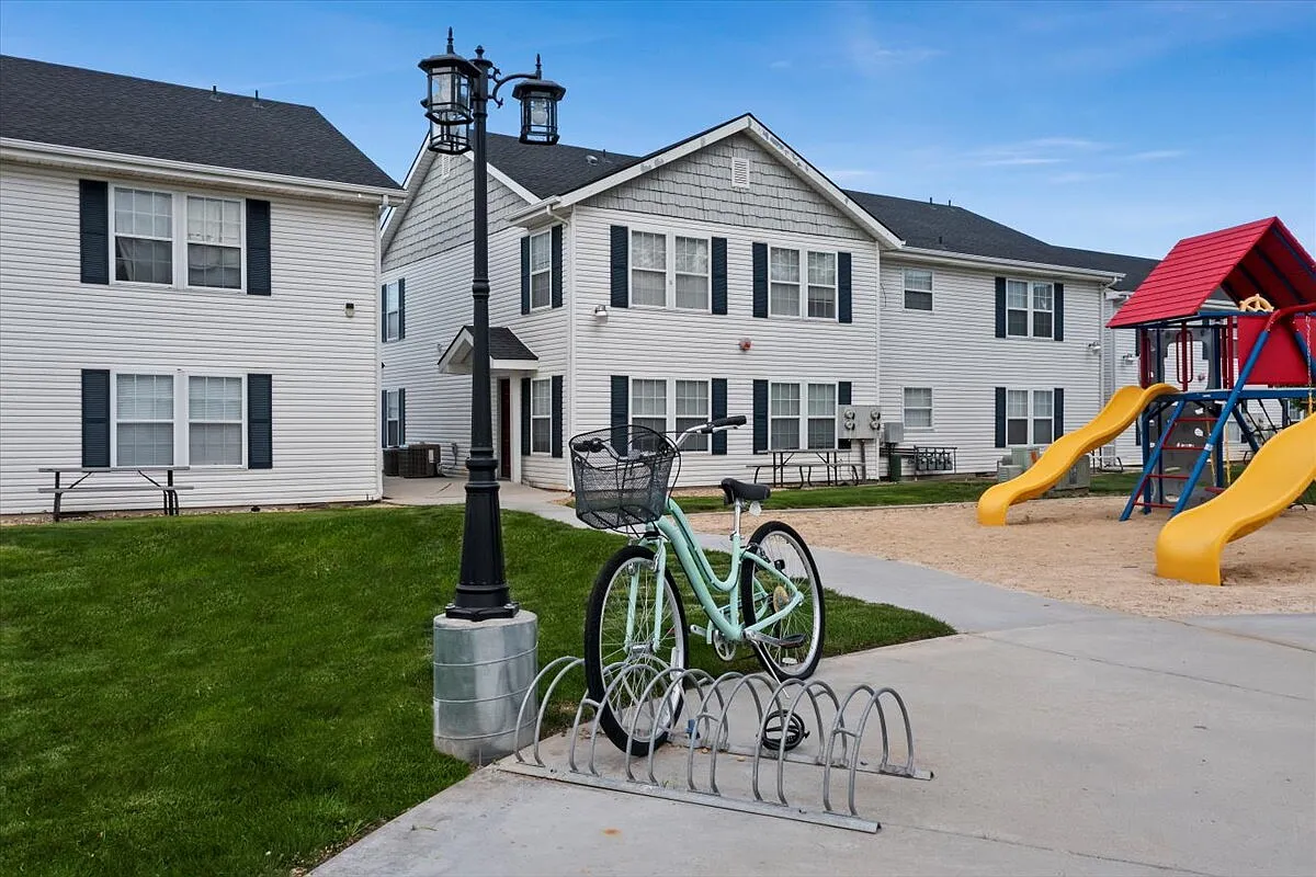 2 bed, 1.0 bath, 1000 sqft, $1,375 — Photo 4