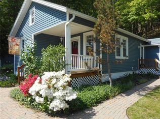 70 Main St, Sparrowbush, NY 12780