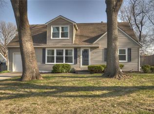 5814 W 78th Ter, Prairie Village, KS 66208