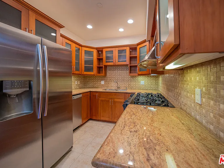 626 E Orange Grove Ave #105 — Photo 3