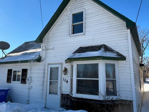 114 E Maple Ave, Frazee, MN 56544