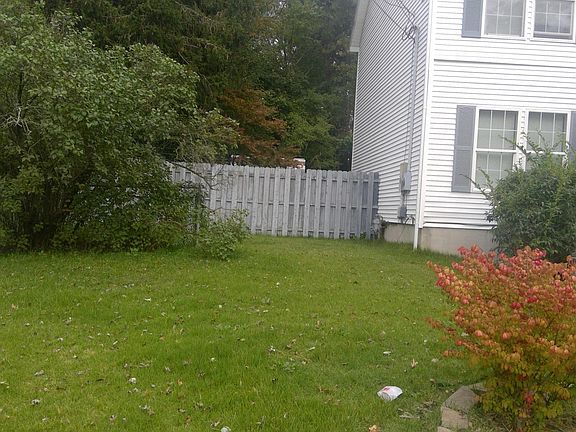 3rd image of 405 Albright Ave