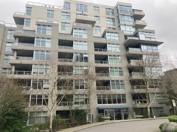 9262 University Cres #210, Burnaby, BC V5A 0A4