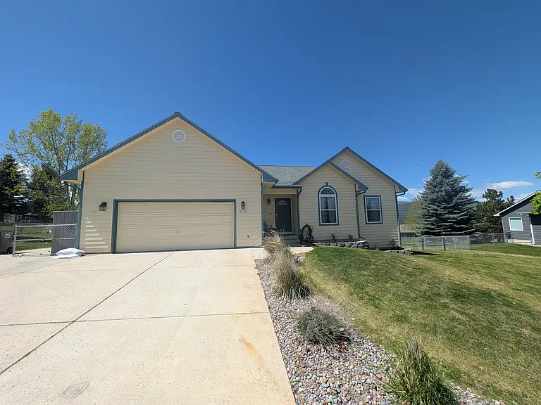 4688 Scott Allen Dr — Photo 32