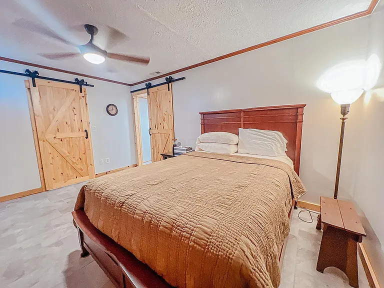 916 Valleywood Heights Dr — Photo 11