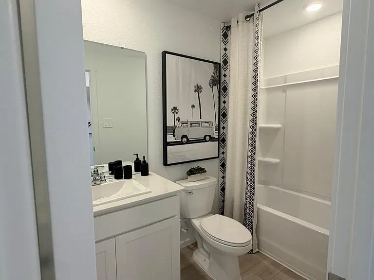 880 Lynx St — Photo 57