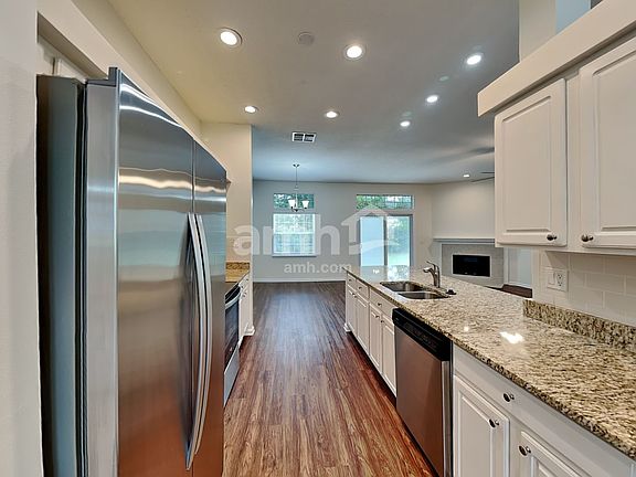 4th image of 245 Carolina Jasmine Ln