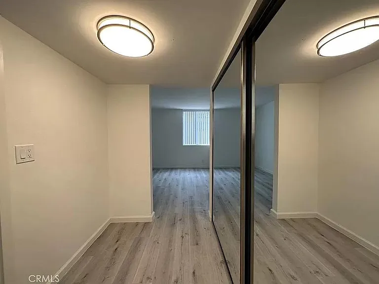 18620 Hatteras St #183 — Photo 8