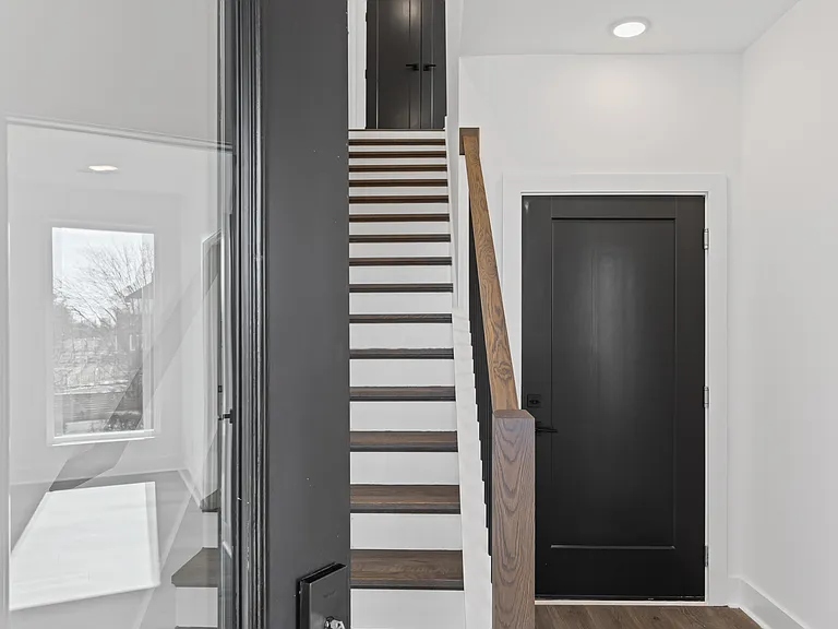 1729 Simpkins St — Photo 30