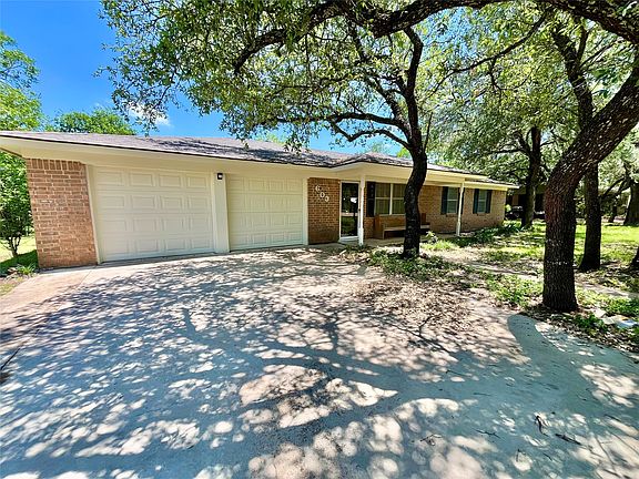 3rd image of 603 Barkley Dr