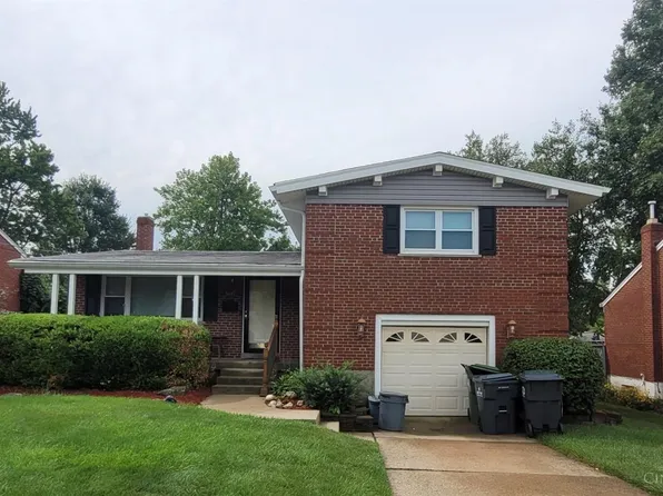 5697 Windview Dr, Cincinnati, OH 45248