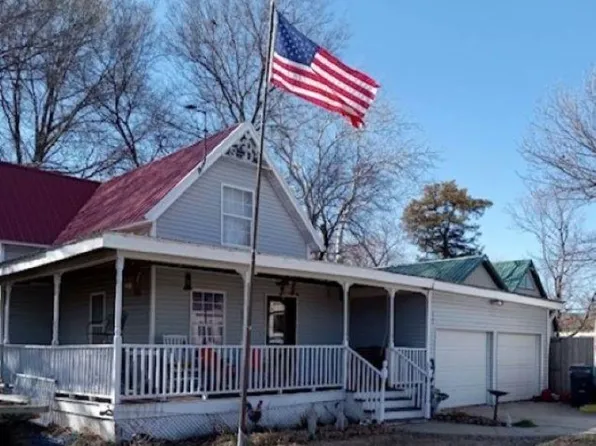 625 N Meridian Rd, Newton, KS 67114