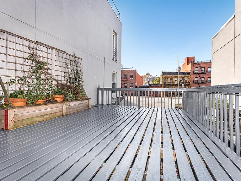261 Bowery #2 — Photo 2