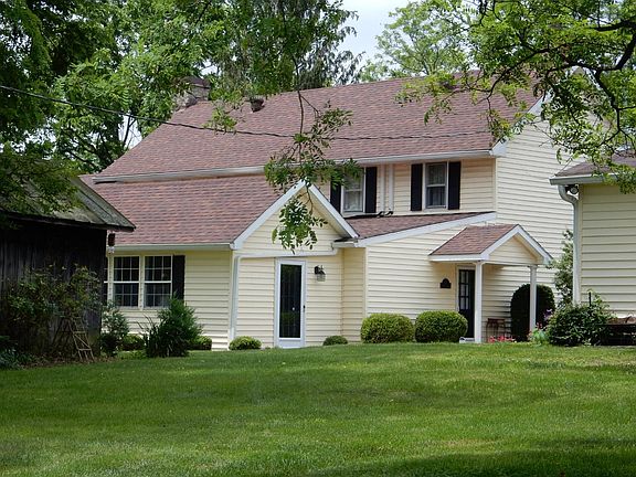 5th image of 695 Fritz Ln