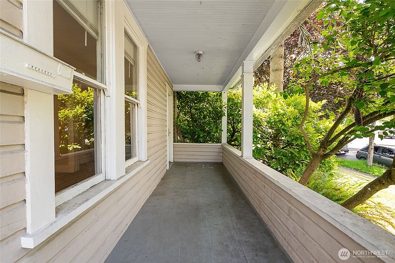 4th image of 1152 Ellis Street