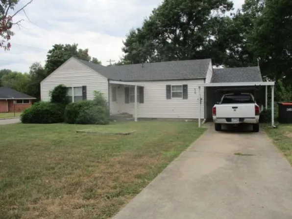620 Maple Dr, Springdale, AR 72764