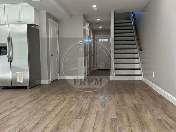 4th image of 2188-2190 Phillips Rd