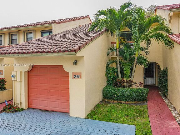 4th image of 9520 Alcazar Ln #9520