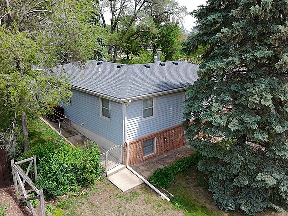 3rd image of 2618 Pleasant View Ave