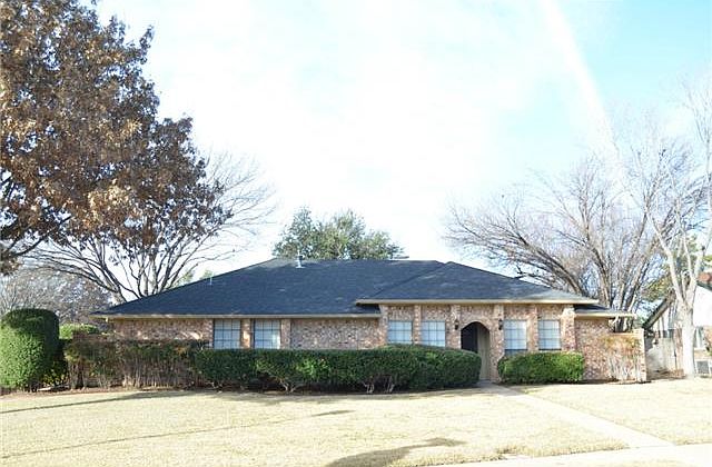 1st image of 1938 Vista Oaks Dr