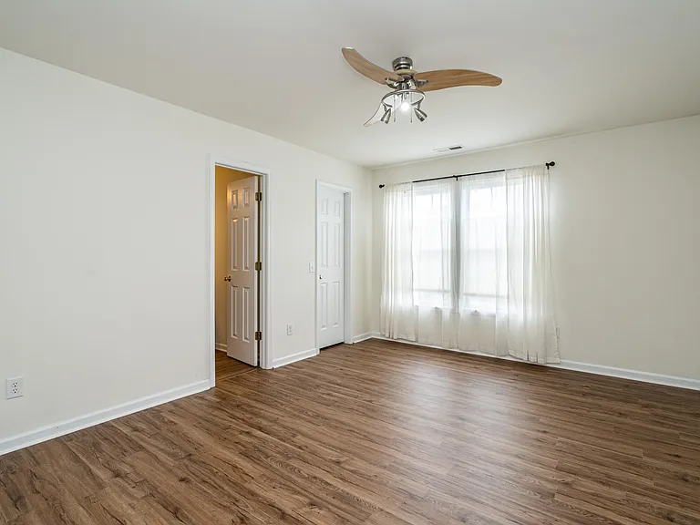 4 Richardson Cir — Photo 14