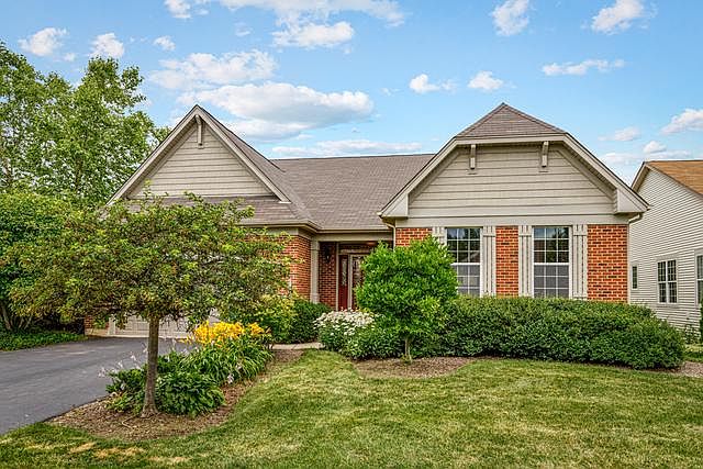 1st image of 2330 Creekwood Dr