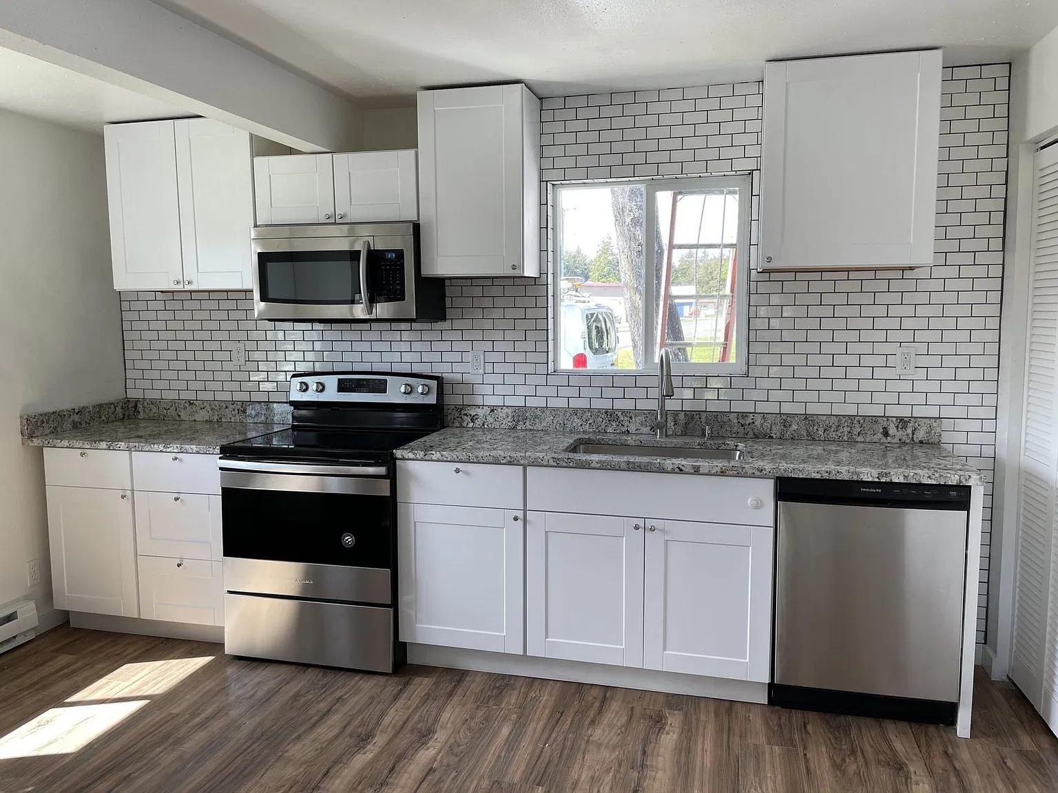 2 bed, $1,475 — Photo 2