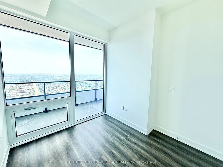 448 Burnhamthorpe Rd W #6511 — Photo 20