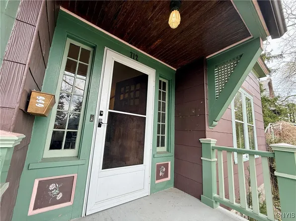 712 Ackerman Ave, Syracuse, NY 13210