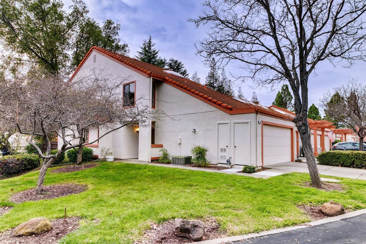 1933 Winding Creek Ct photo 1