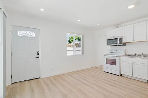 13138 Corcoran St Photo 1